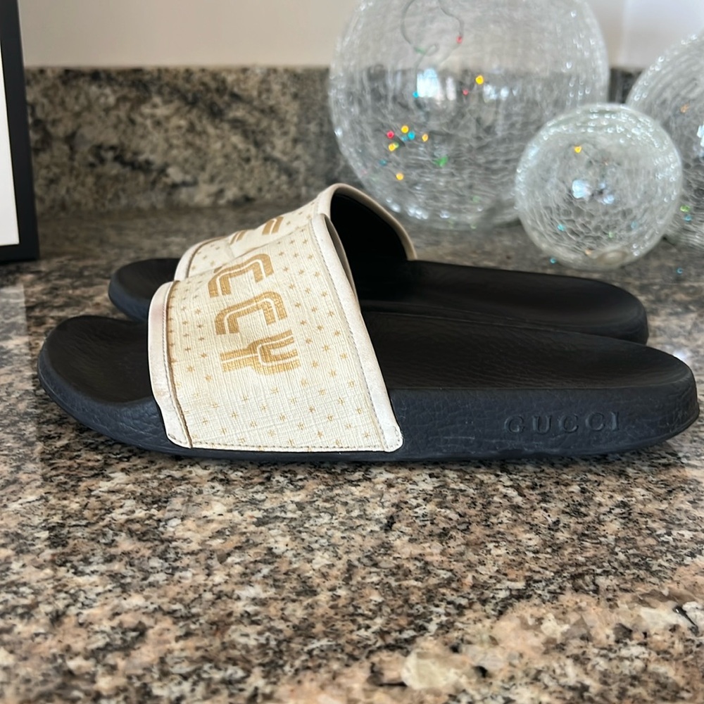 Gucci x Supreme Sega Guccy Slides - Picture 7 of 16